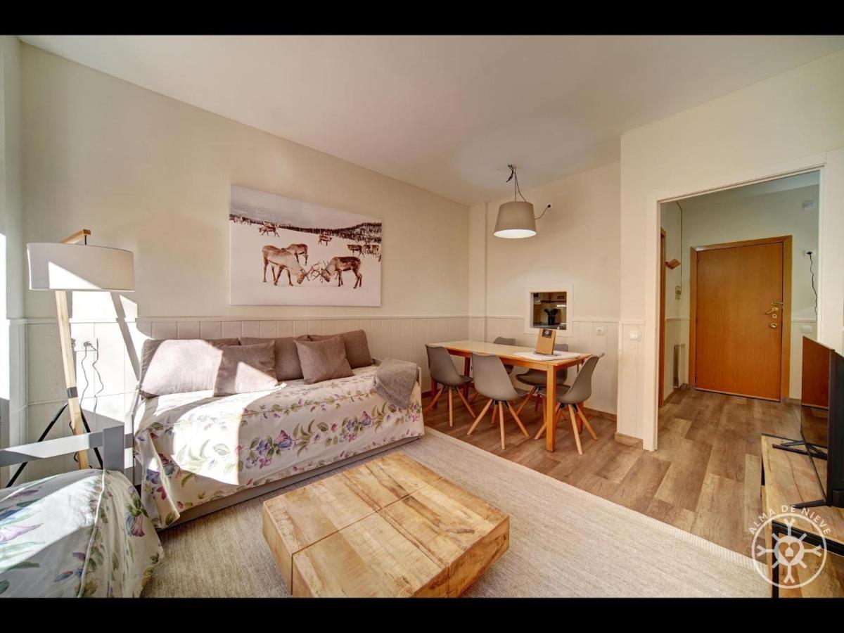 Maladeta De Alma De Nieve Apartment Baqueira Beret Bagian luar foto